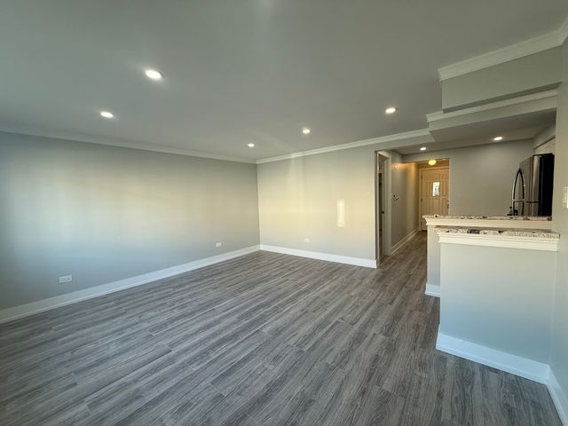 8301 W Oconnor Drive GE, River Grove, IL 60171