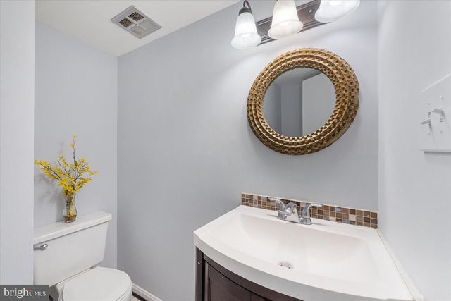 14839 MAIDSTONE CT, Centreville, VA 20120