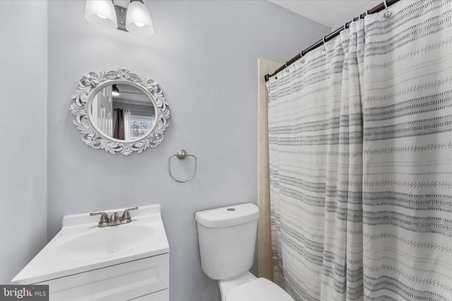 14839 MAIDSTONE CT, Centreville, VA 20120