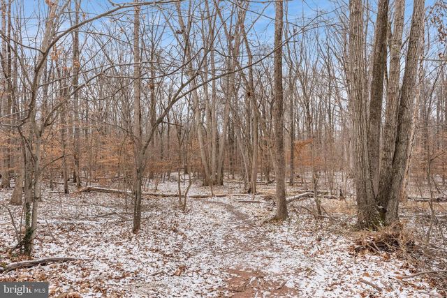 14839 MAIDSTONE CT, Centreville, VA 20120