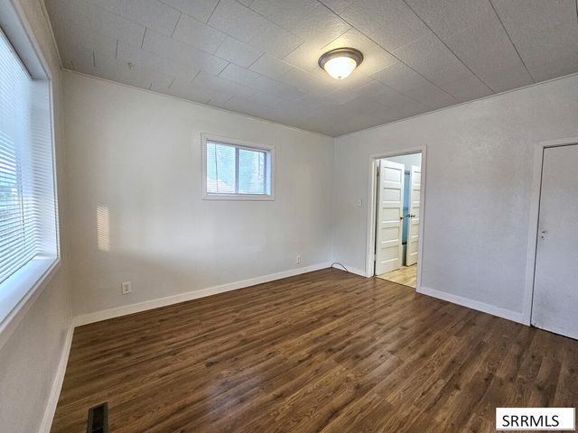 130 E 17th Street, Idaho Falls, ID 83404