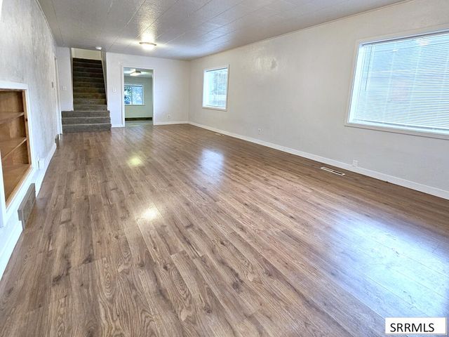 130 E 17th Street, Idaho Falls, ID 83404