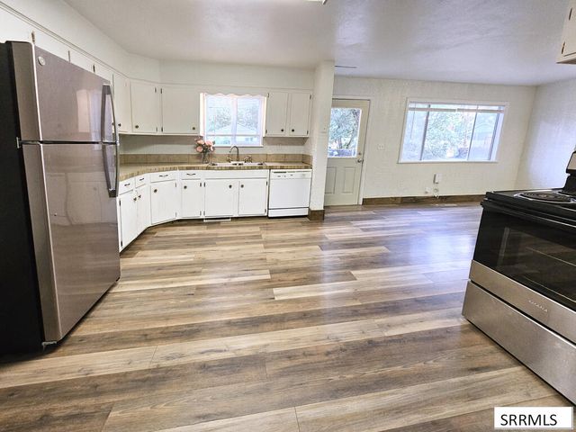 130 E 17th Street, Idaho Falls, ID 83404