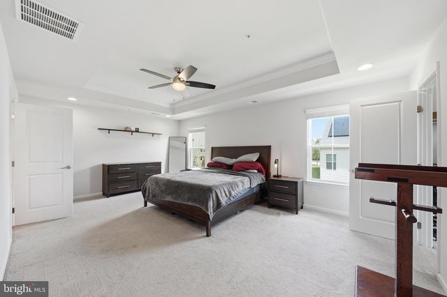 1221 LONG FARM LN, Brunswick, MD 21716