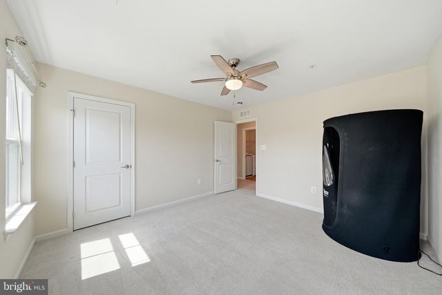 1221 LONG FARM LN, Brunswick, MD 21716
