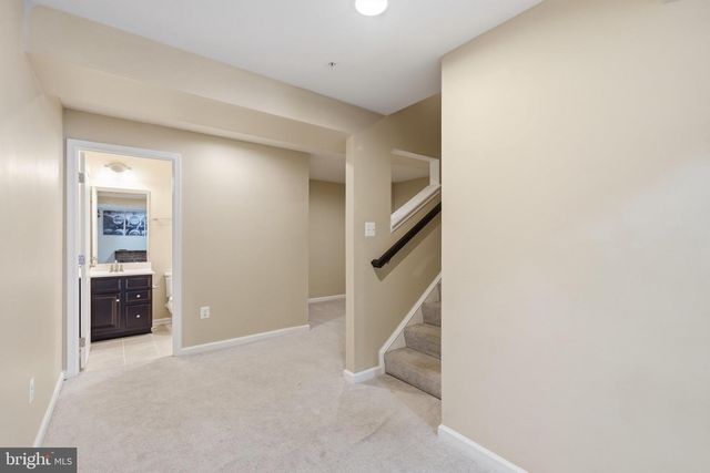 1221 LONG FARM LN, Brunswick, MD 21716