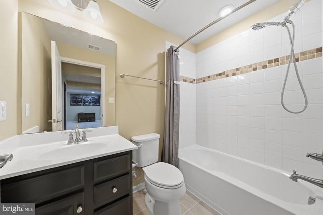 1221 LONG FARM LN, Brunswick, MD 21716