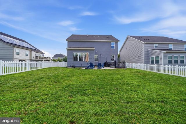 1221 LONG FARM LN, Brunswick, MD 21716