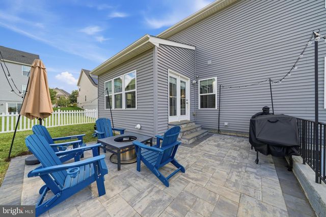 1221 LONG FARM LN, Brunswick, MD 21716
