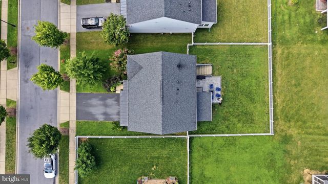 1221 LONG FARM LN, Brunswick, MD 21716
