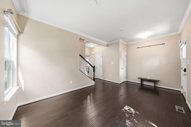 1221 LONG FARM LN, Brunswick, MD 21716