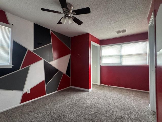 6301 KENTUCKY Avenue, Raytown, MO 64133