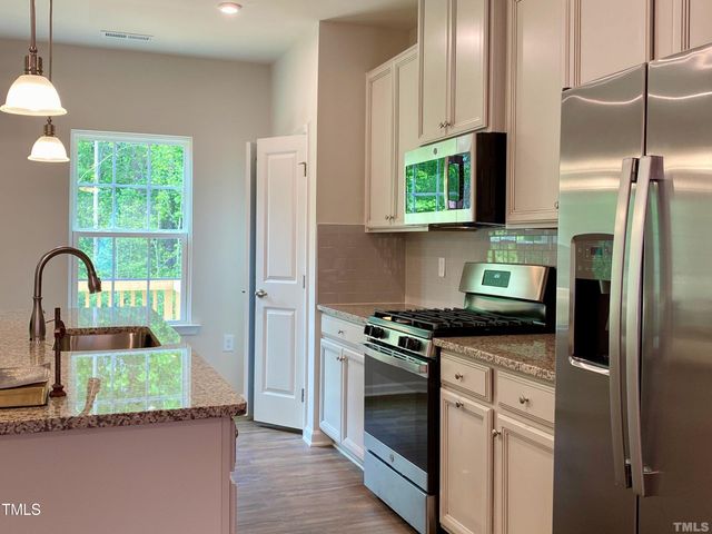 6627 Pathfinder Way, Raleigh, NC 27616