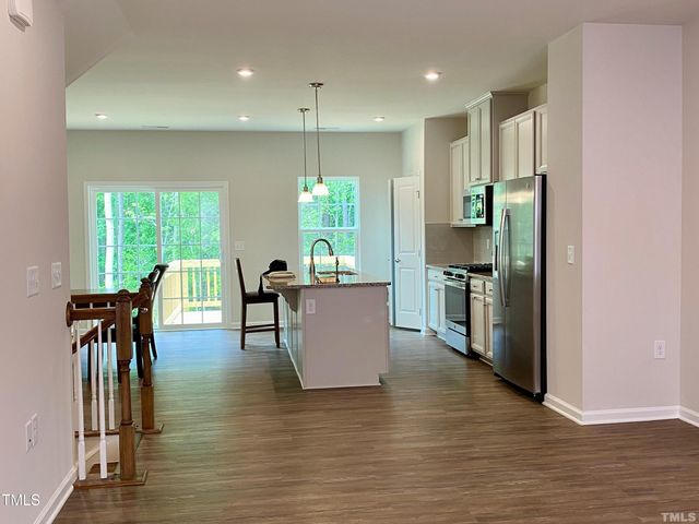 6627 Pathfinder Way, Raleigh, NC 27616