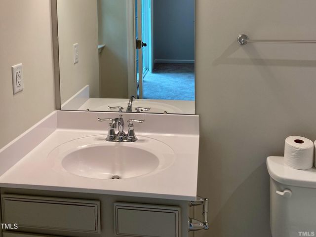 6627 Pathfinder Way, Raleigh, NC 27616