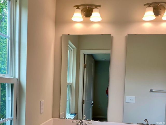 6627 Pathfinder Way, Raleigh, NC 27616