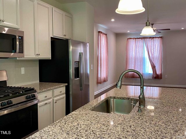 6627 Pathfinder Way, Raleigh, NC 27616