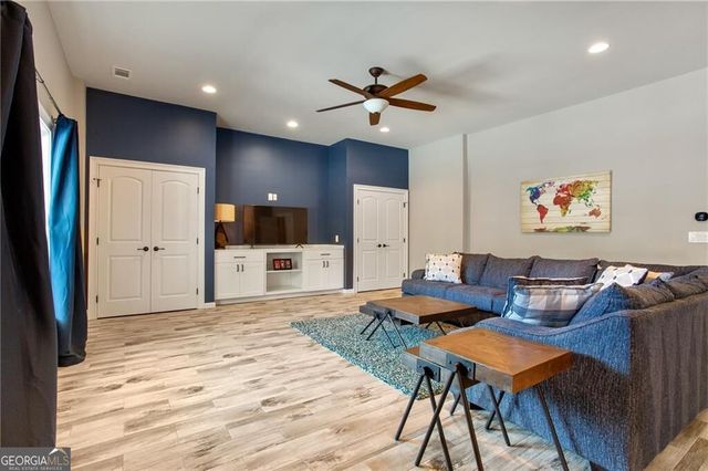 4130 Cougar Point NE, Marietta, GA 30066
