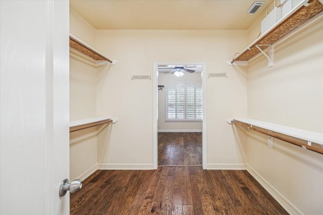 15614 Stone Gables Lane, Houston, TX 77044