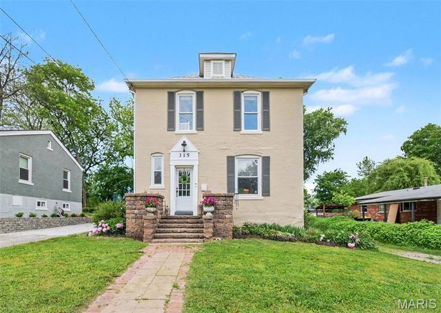 315 Euclid Avenue, Rock Hill, MO 63119