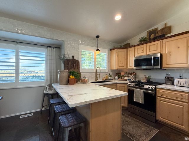 1569 N 2750 W, Plain City, UT 84404