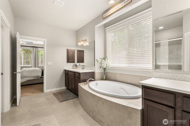 4716 Center Lane NE, Olympia, WA 98516