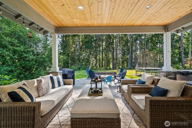 4716 Center Lane NE, Olympia, WA 98516