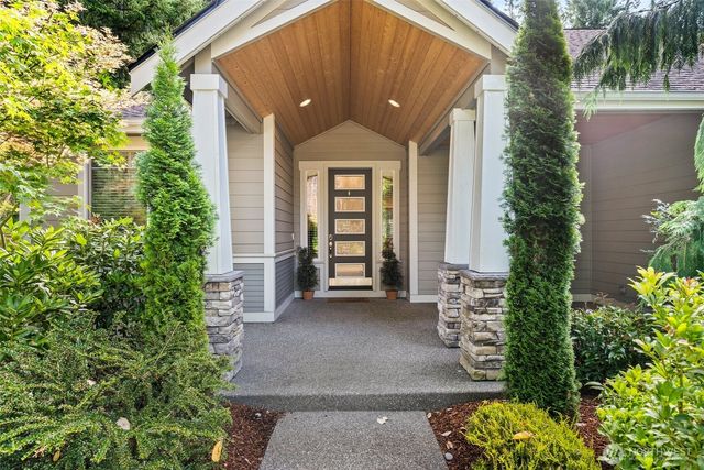 4716 Center Lane NE, Olympia, WA 98516