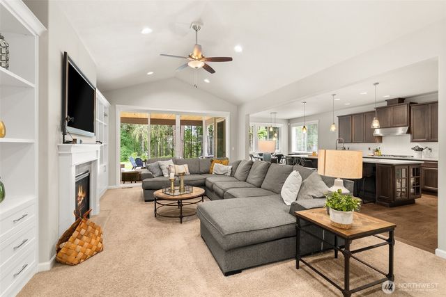 4716 Center Lane NE, Olympia, WA 98516