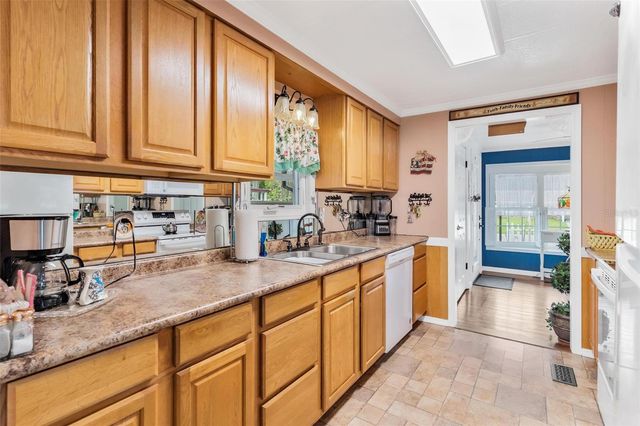 2470 KAREN DRIVE, Mount Dora, FL 32757