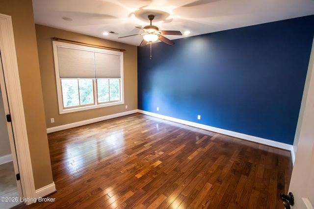 927 Cherokee Rd 6, Louisville, KY 40204
