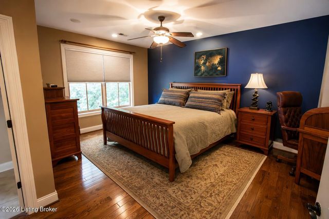 927 Cherokee Rd 6, Louisville, KY 40204