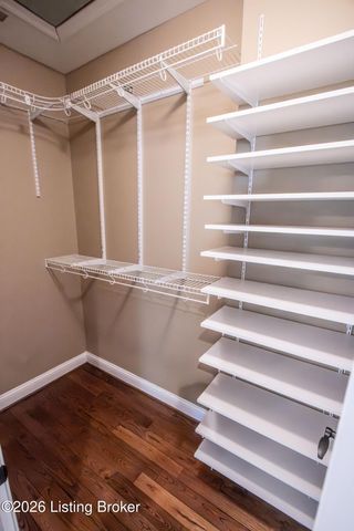 927 Cherokee Rd 6, Louisville, KY 40204