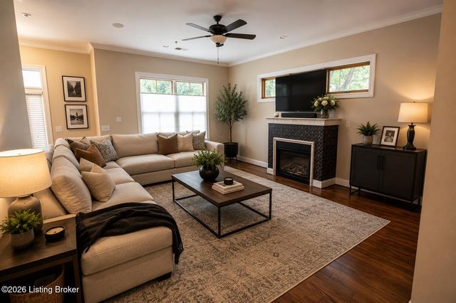 927 Cherokee Rd 6, Louisville, KY 40204