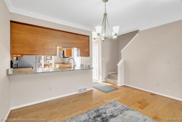 2500 River Apt 55 Road 55, Marysville, MI 48040