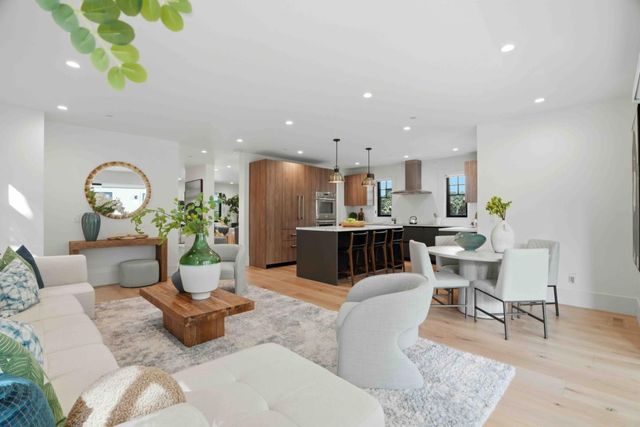 1211 Fulton Street, Palo Alto, CA 94301