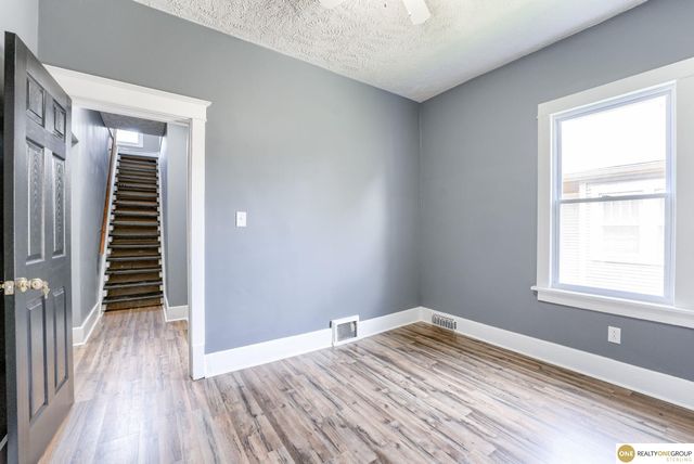 5331 27th Avenue, Omaha, NE 68111