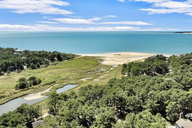 45 Indian Neck Road, Wellfleet, MA 02667