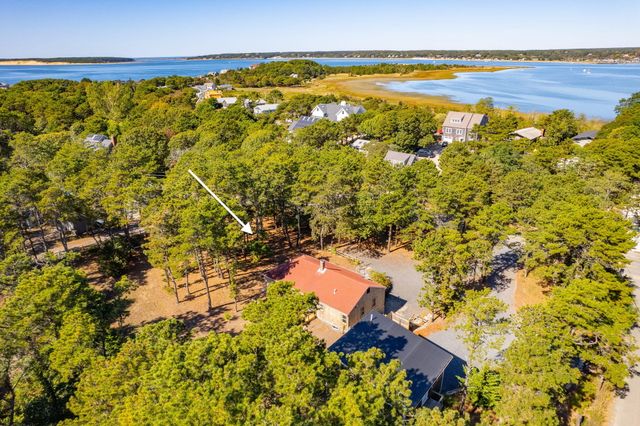 45 Indian Neck Road, Wellfleet, MA 02667