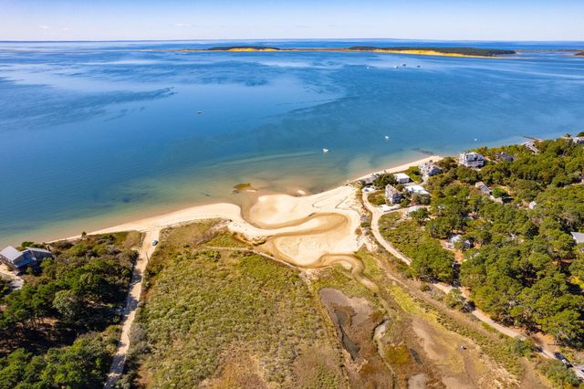 45 Indian Neck Road, Wellfleet, MA 02667
