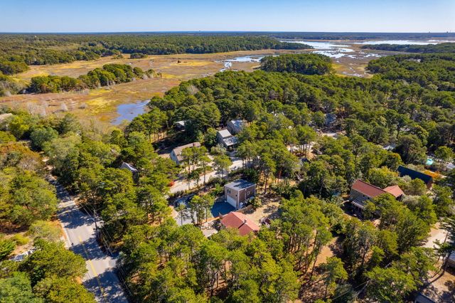 45 Indian Neck Road, Wellfleet, MA 02667