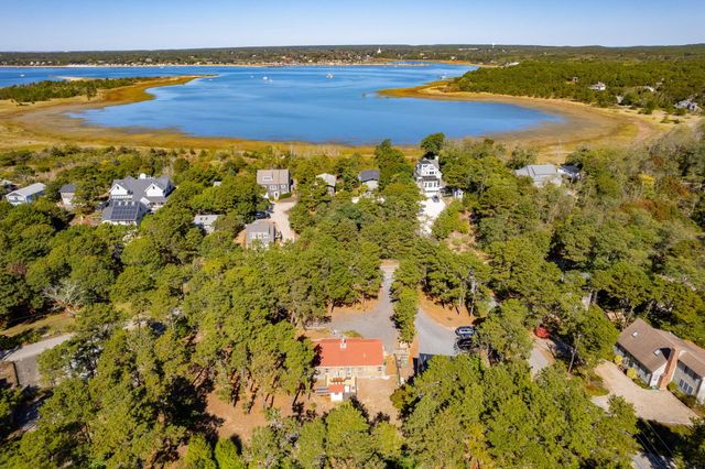 45 Indian Neck Road, Wellfleet, MA 02667