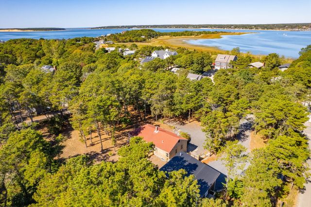 45 Indian Neck Road, Wellfleet, MA 02667