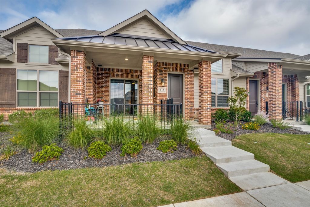 618 Tall Grass Trail, Wylie, TX 75098