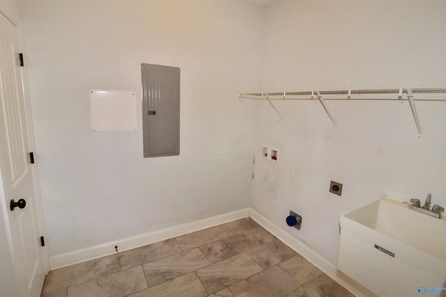 101 Shields Lake Drive, Huntsville, AL 35811