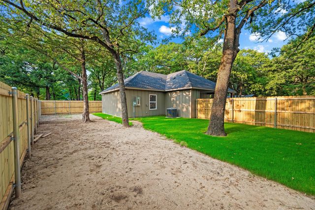 123 Seagrove Lane, Quinlan, TX 75474