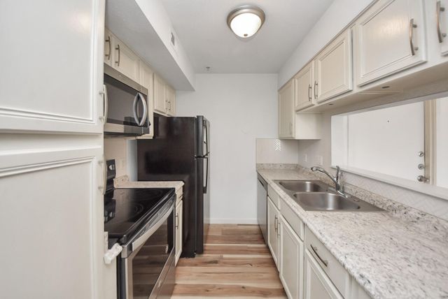 10110 Forum West Drive 237, Houston, TX 77036