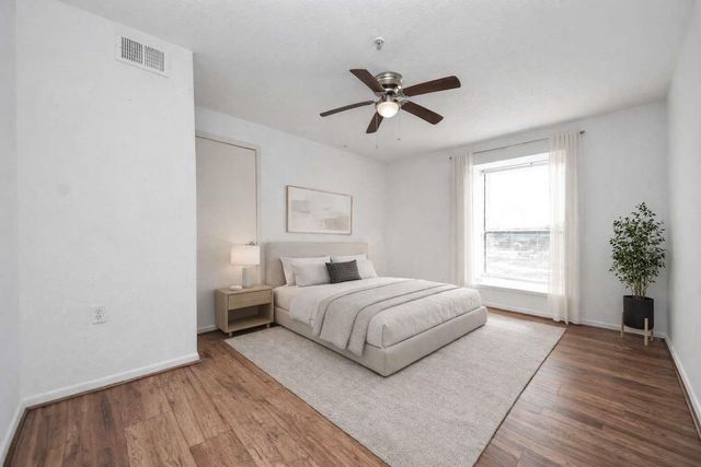 10110 Forum West Drive 237, Houston, TX 77036