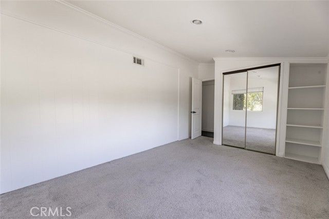 24526 Calvert Street, Woodland Hills (los Angeles), CA 91367