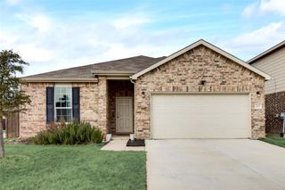 2401 Buelingo Lane, Fort Worth, TX 76131